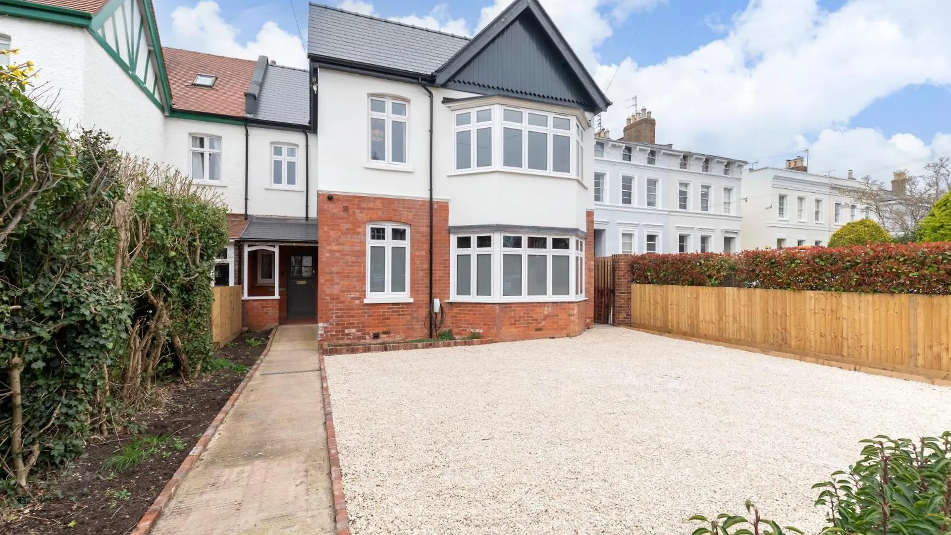 Villa Luxury 6 Bedroom Period Home With Sauna And Gym Cheltenham