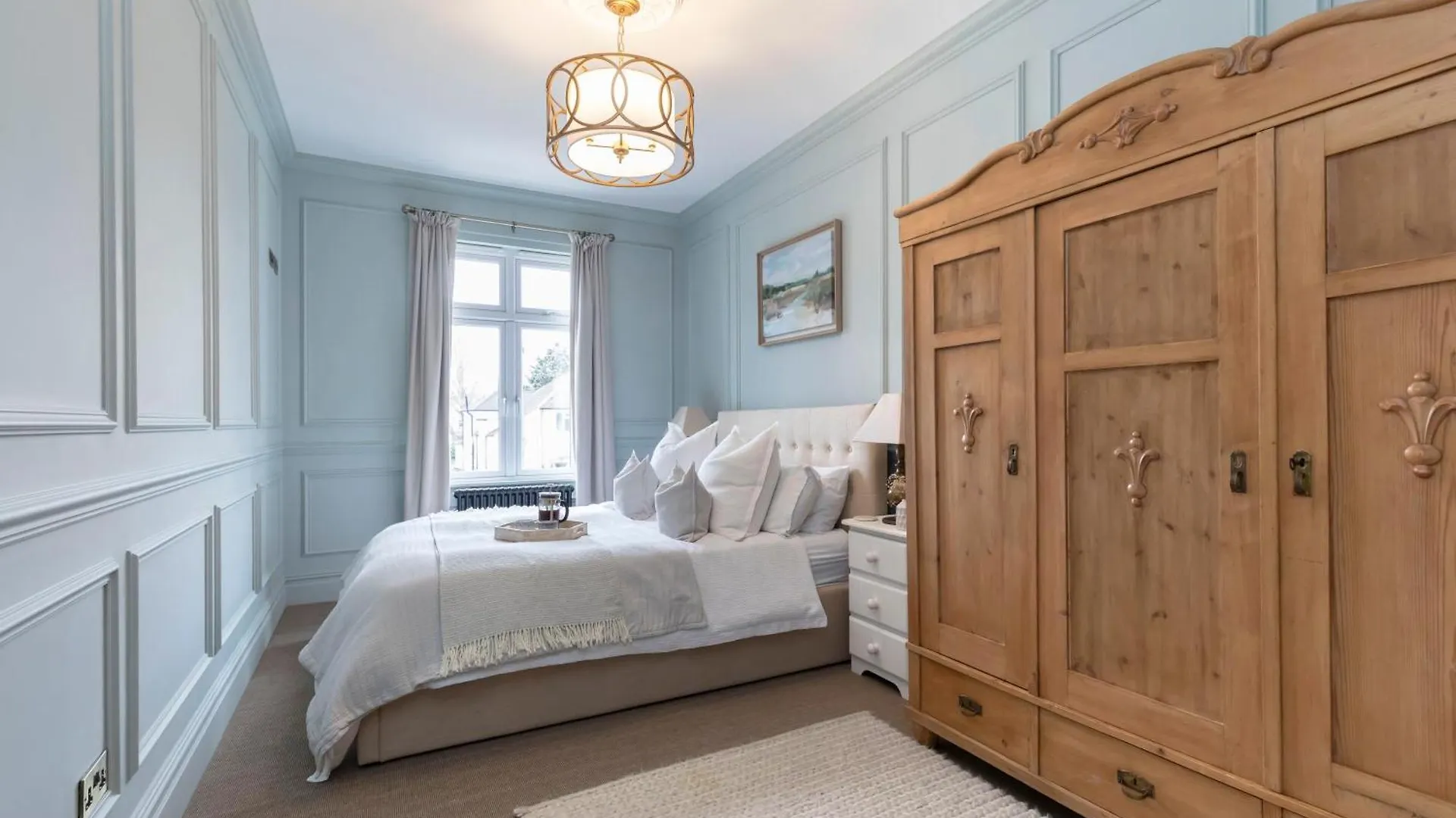 Luxury 6 Bedroom Period Home With Sauna And Gym Cheltenham Villa