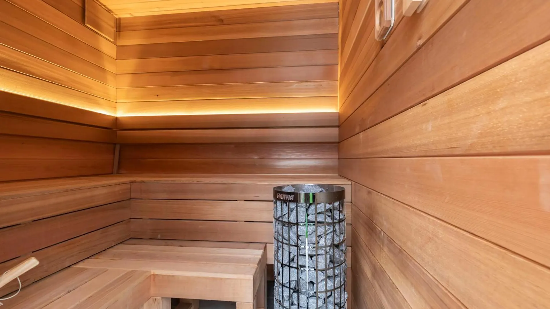 Luxury 6 Bedroom Period Home With Sauna And Gym Cheltenham